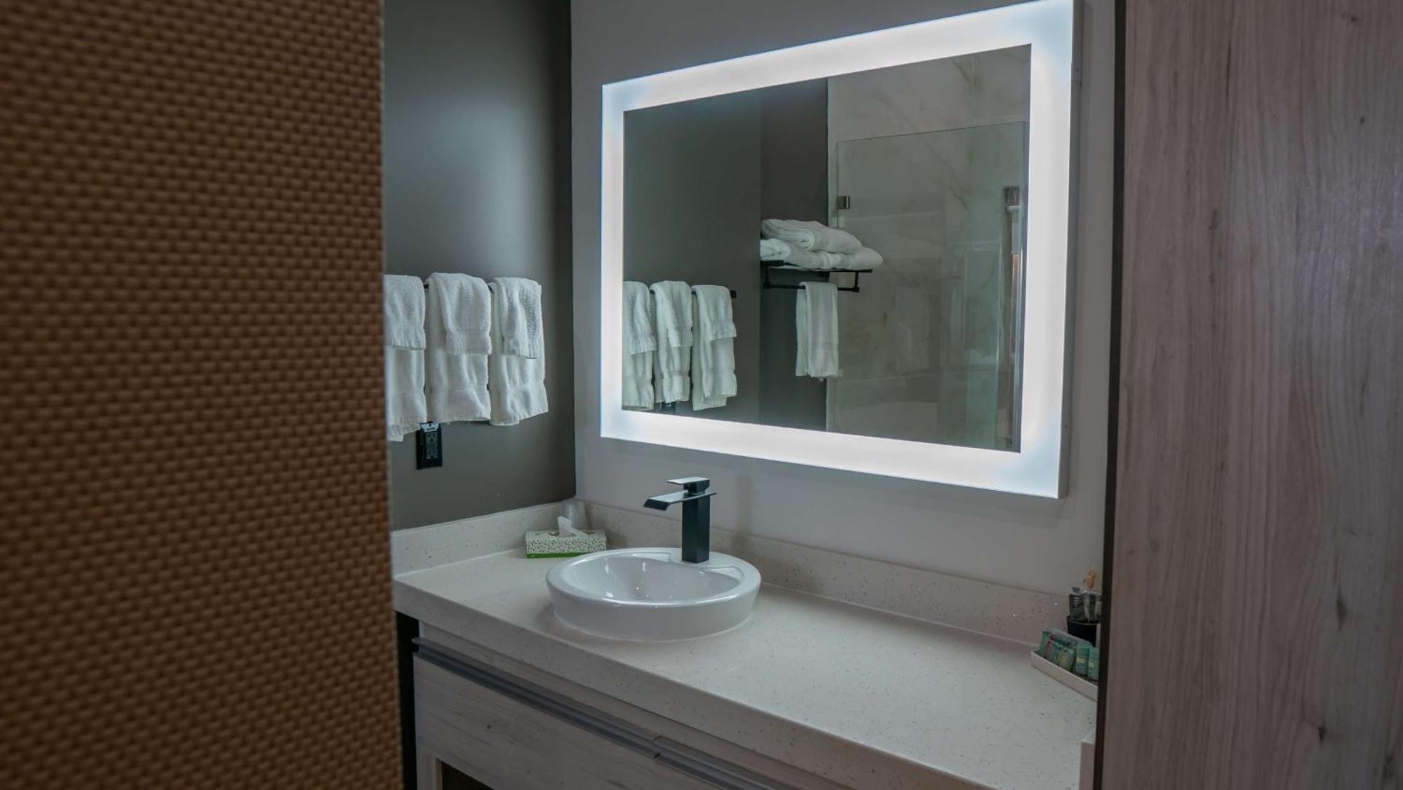 Surestay Hotel By Best Western Houston Southeast جنوب هيوستون المظهر الخارجي الصورة